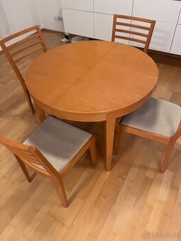 Rozkládací stůl + 4 židle BRIK (masiv, buk)