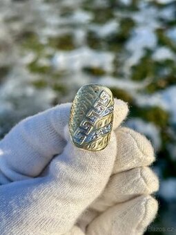 Zlatý prsten 2,92g