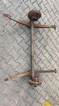 Náprava na stavbu vleku nebo vozíku