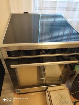 AEG Sklokeramický sporák SteamBake