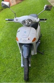 Skůtr Piaggio Liberty 125