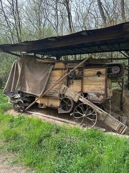 Historická mlátička s elektromotorem Škoda – nálezový stav