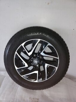 Sada alu disků R17 + zimní pneu 225/65 R17 - Honda CR-V 4G