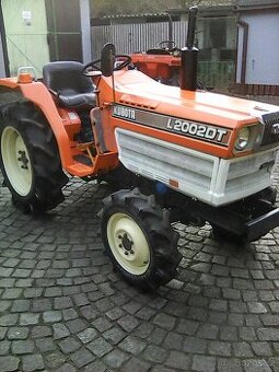 Prodej malotraktoru kubota l2002d