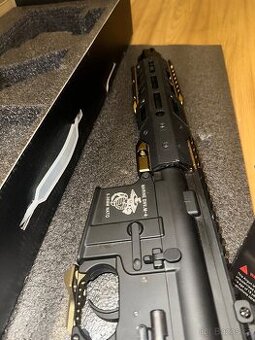 Prodám Airsoftovou zbraň - EC -337 M -LOK -FDE