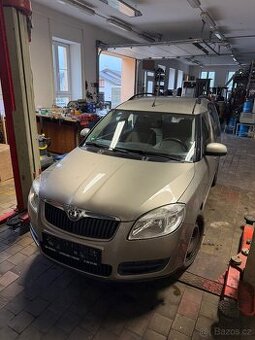 Škoda Roomster 1.4i 16V tažné klima nová STK