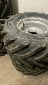 Bkt 420/55 r17 - 1