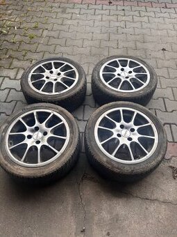 Sada 4 letních pneu Roadstone 195/45ZR15 – TOP stav