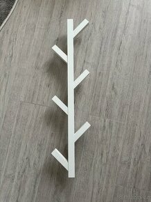 Věšák IKEA