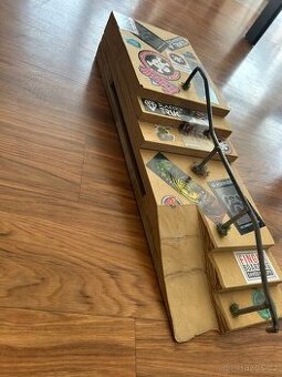 Domaci fingerboard rampa - 1