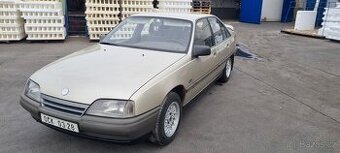 Opel omega A 2.0i - 1