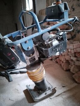 Vibrační pěch LONCIN LC168F 2H