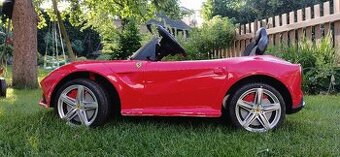 Elektrické autíčko Ferrari