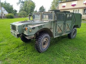 Replika H1 Humvee Hummer na podvozku Tatra 805