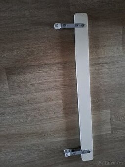 Bezpečnostní zábrana na postel Ikea