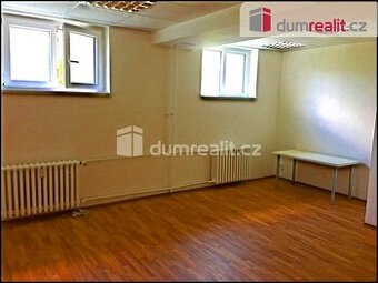 Čistý, suchý přízemní prostor
