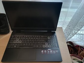 Acer nitro 5 RTX 4060