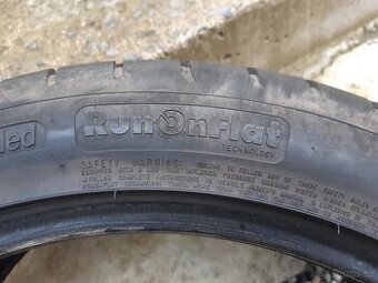 235 45 R 19 goodyear run flat efficient
