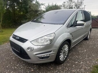 Ford S-Max 2.0 benzin.149KW,Navi,7 Míst,Tažné,