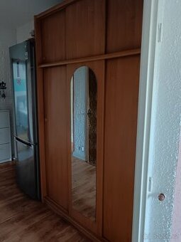 Skříň - 1