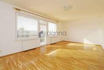 Pronájem bytu 3+1/B, 104m2 + balkon 12m2, Praha 5 - Smíchov,