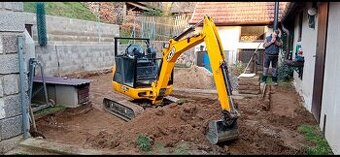 Bagr JCB 8018