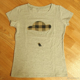 Dámské šedé triko krátký rukáv vel. S (36)