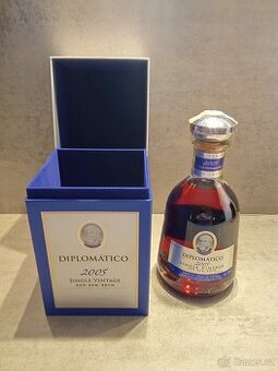 Diplomatico 2005