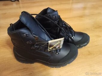 Nové celokožené boty Gore-Tex používané Policií ČR