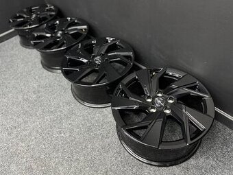 Alu OPEL 5x110 17” 7.5j et44