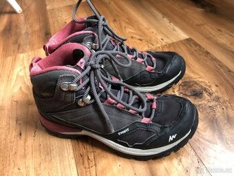 dívčí pohorky Quechua vel. 36