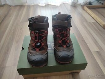 Kotníkové boty Keen