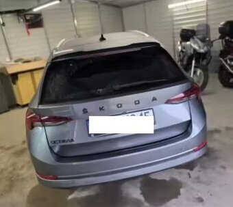 ŠKODA nápisy ČIERNE / CHROMOVE