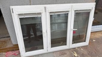 Plastove trojdilne okno