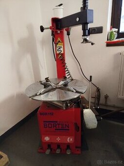Zouvačka BOR 112