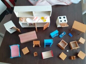 RETRO NÁBYTEK PRO PANENKY