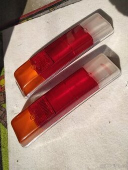 Prodám nepoužité originální kryty blinkru Wartburg