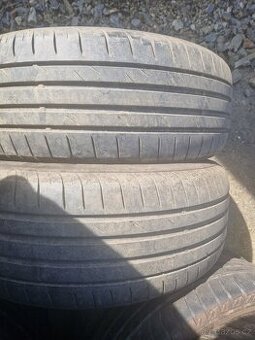 Letni pneu Nexen 215/60/16