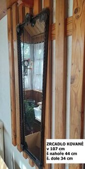 ZRCADLO KOVANÉ