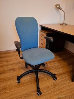 Kancelářská židle