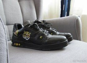 “Louis Vuitton” sneakers (45EU)