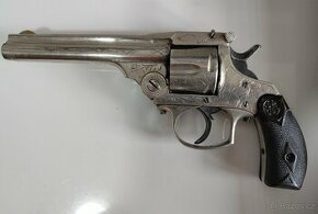 Historický Revolver Orbea Hermanos 32 S&W