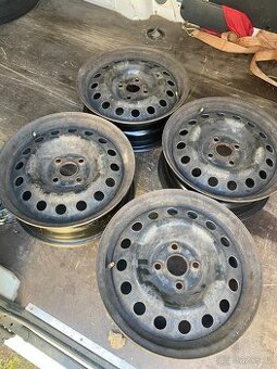 Plechové disky 51/2Jx15 pro Hyindai i20 / Kia