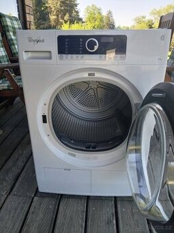 Sušička prádla Whirlpool