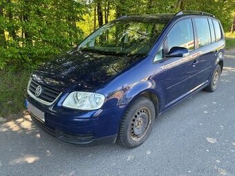 Volkswagen Touran 1.6i, ZCELA NOVÁ STK