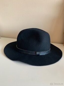 Klobouk ze 100% vlny H&M - 1