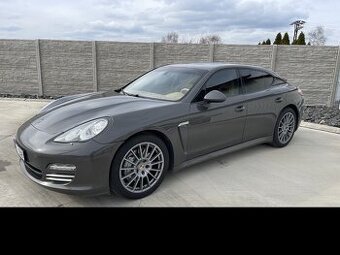 Porsche Panamera 4.8i v8 294kw