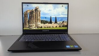 Výkonný herní notebook Gigabyte G5, i5, RTX 4060 8GB, 16/512
