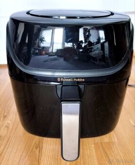 Horkovzdušná fritéza Russell Hobbs 8 litrů