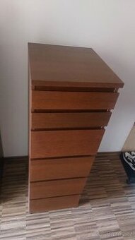 komoda Ikea Malm se zrcadlem 123xcm x 40cm x 48cm